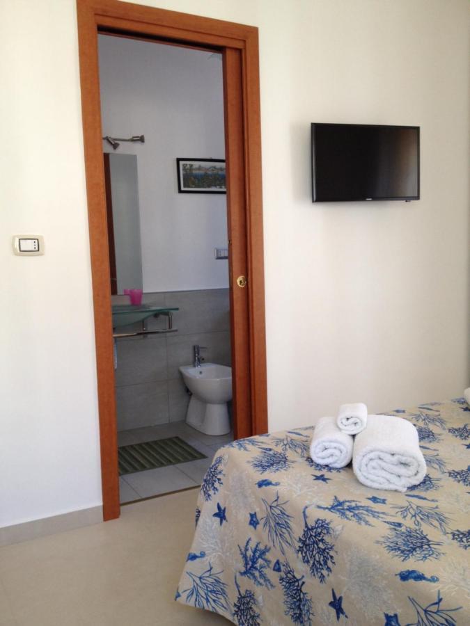 La Castellese Bed & Breakfast Aci Castello Exterior photo